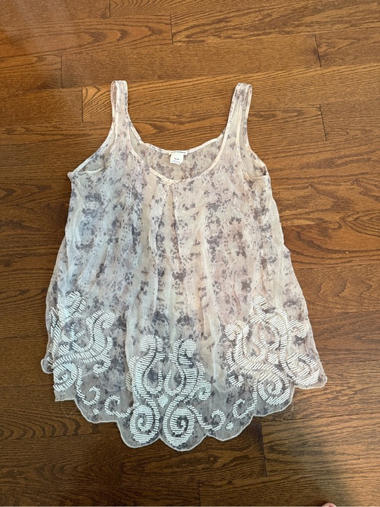 Club Monaco Tops - Club Monaco Sheer Blush-Pink Embroidered Hem Camisole